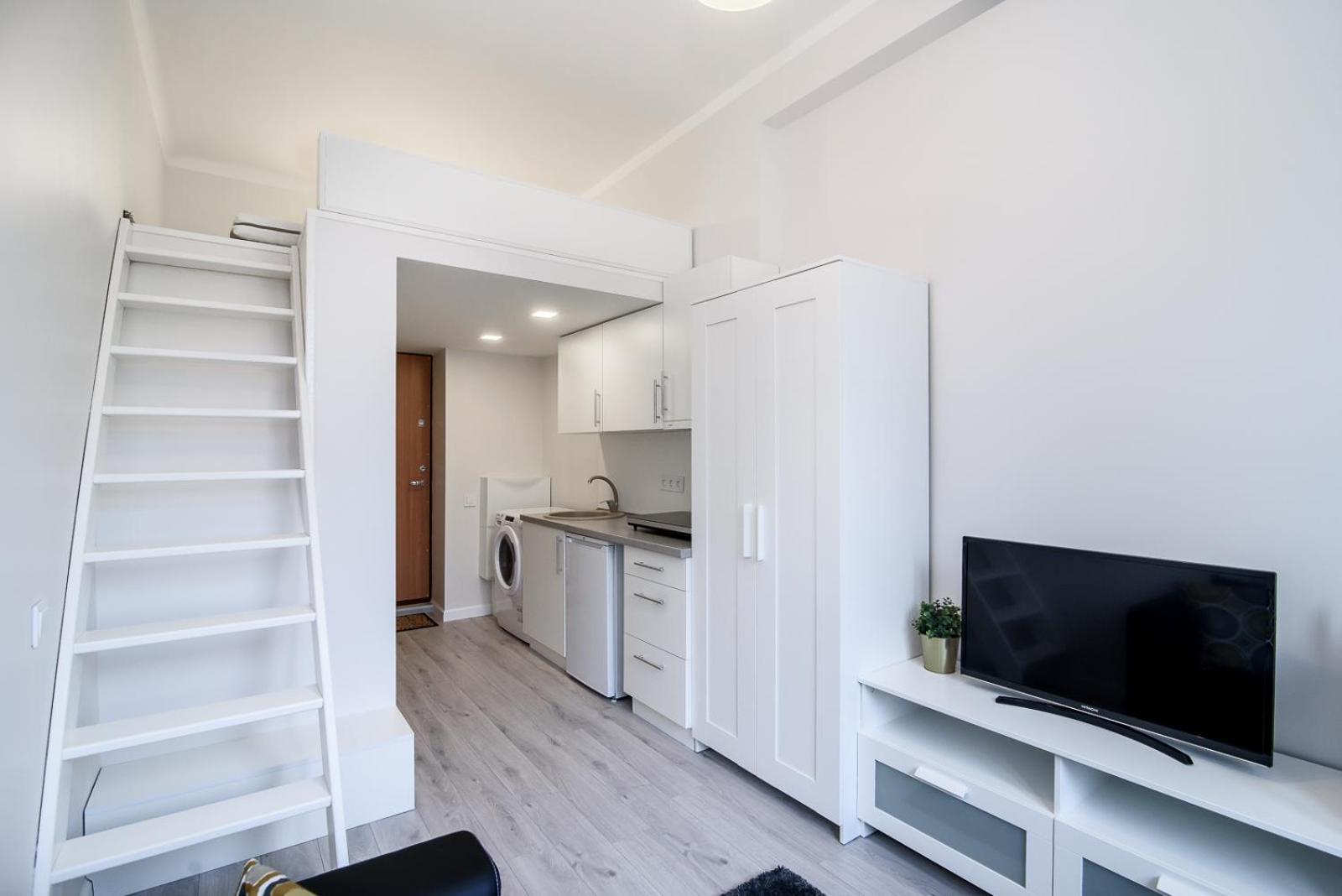 Cozy Loft / Near Gates Of Dawn / Free Netflix